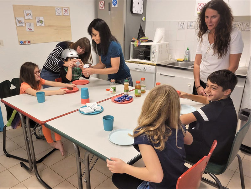Repas à l'AEPH81
